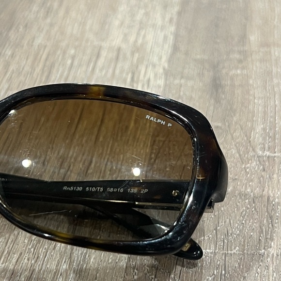 Ralph Lauren Polarized Tortoise Shell Women’s Oversized Classic Sunglasses EUC - Picture 4 of 10